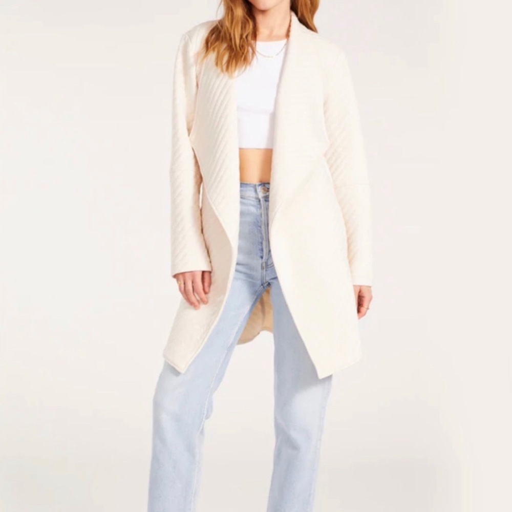 BB Dakota Soft Landing Coat XS Quilted Steve Madden Sweater Jacket Style Cream
